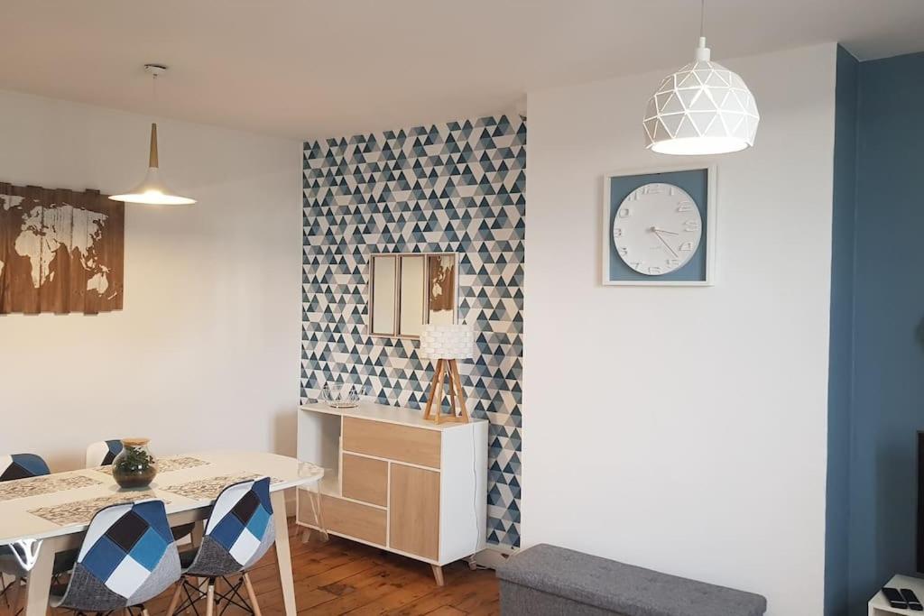 Appartement Lumineux Et Moderne لو مان المظهر الخارجي الصورة
